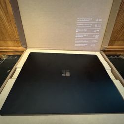 Microsoft Surface 4 1TB Touchscreen Laptop