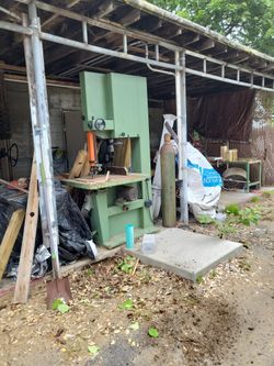 Three Phaze Band Saw.