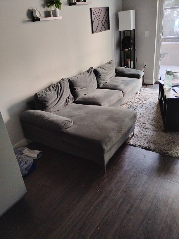 Sectional Couch 