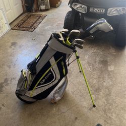 Top Flight Golf Bag Diffrent Driver It Has The Taylormade Burner 