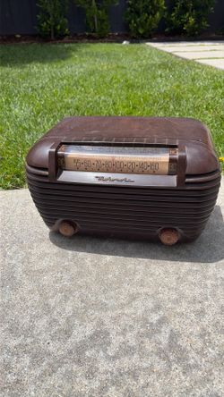 Vintage Motorola Am Radio 1940’s