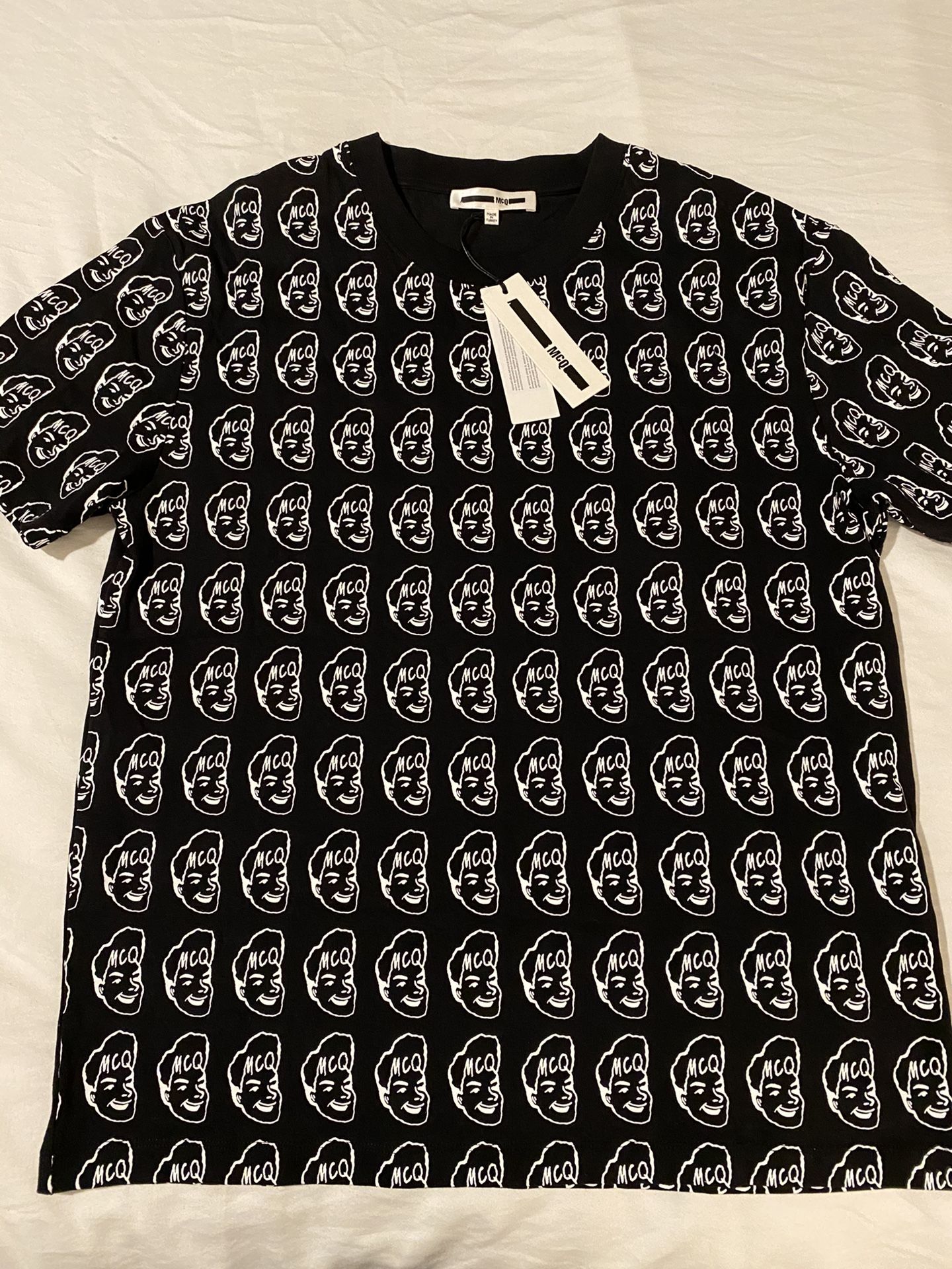 Brand New MCQ Alexander McQueen Dropped Shoulder T Shirt Size Medium