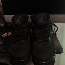 Black Cats 4s