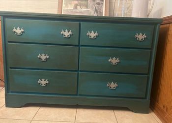 Solid Wood 6 Drawer Dresser
