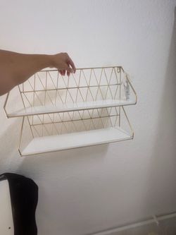 White Floating shelf