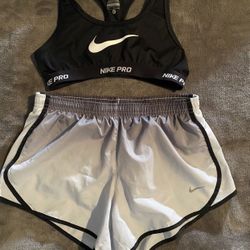 2 Pices Nike girls size 8-10