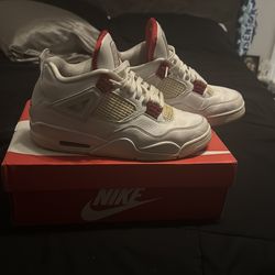 Jordan 4 Metallic Red