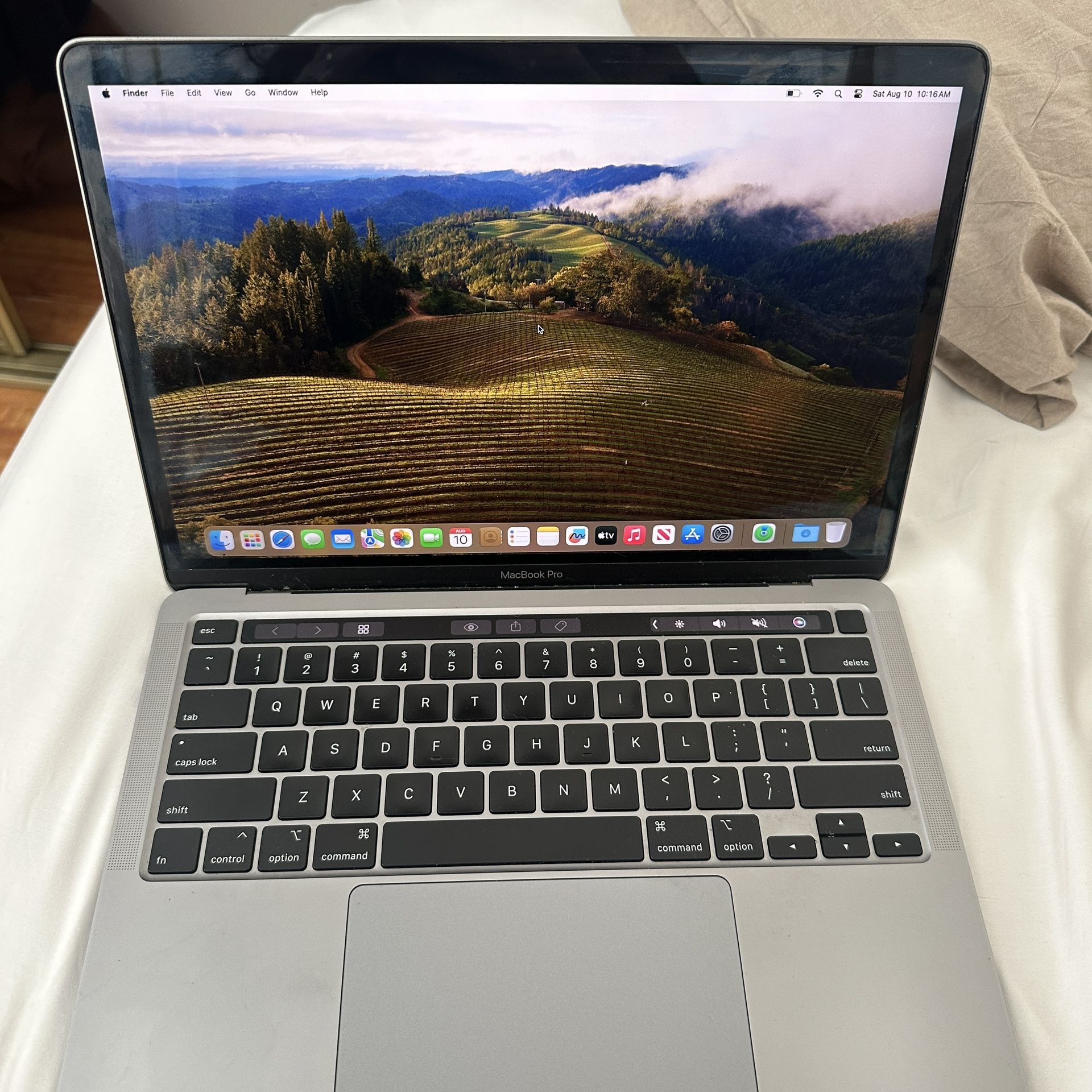 Macbook pro 2020 13 Inch