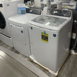 Midea Top Load Washer And Gas Dryer Laundry Pair🚨