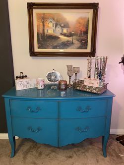Adorable Shabby Sheik Credenza/Dresser