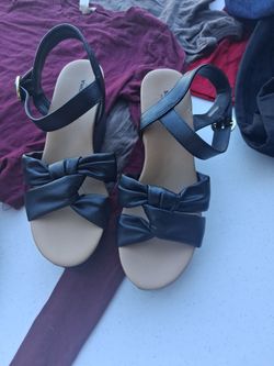 Dress shoes
