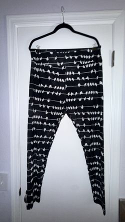 LuLaRoe Bird Leggings - TC2 Tall Curvy (18-26)