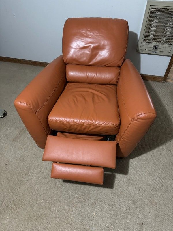 Almalfi Leather Reclining Chair 