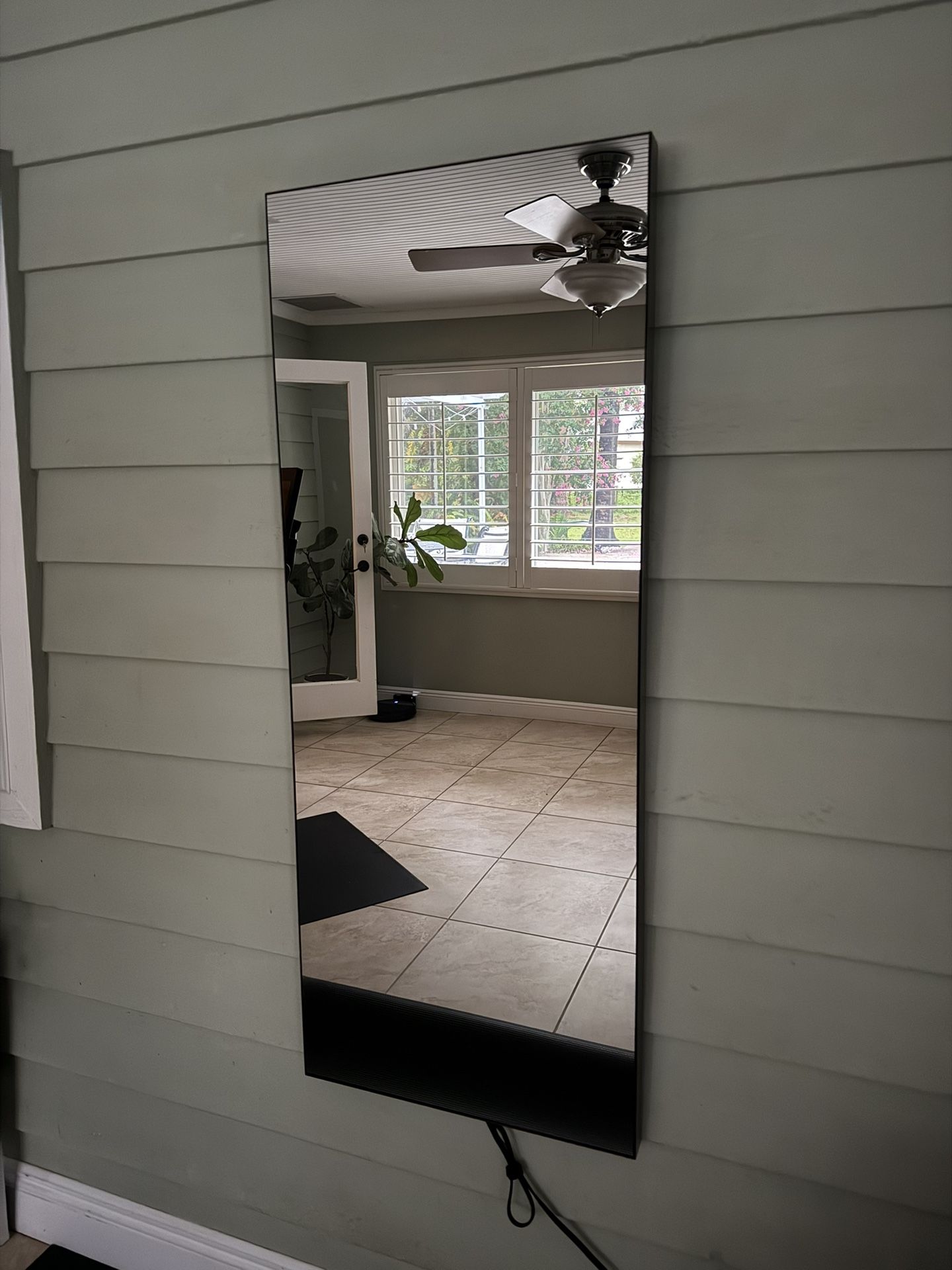 Lululemon Studio Mirror