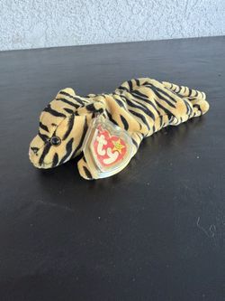 TY Beanie Baby Tiger Named Stripes 