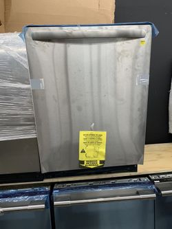 Frigidaire dishwasher in stainless steel new open box