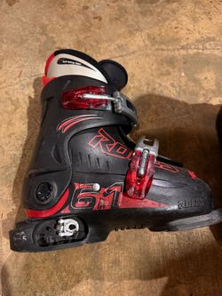 Roces adjustable ski boots