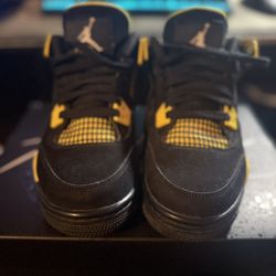 Thunder 4s 5.5y VNDS 