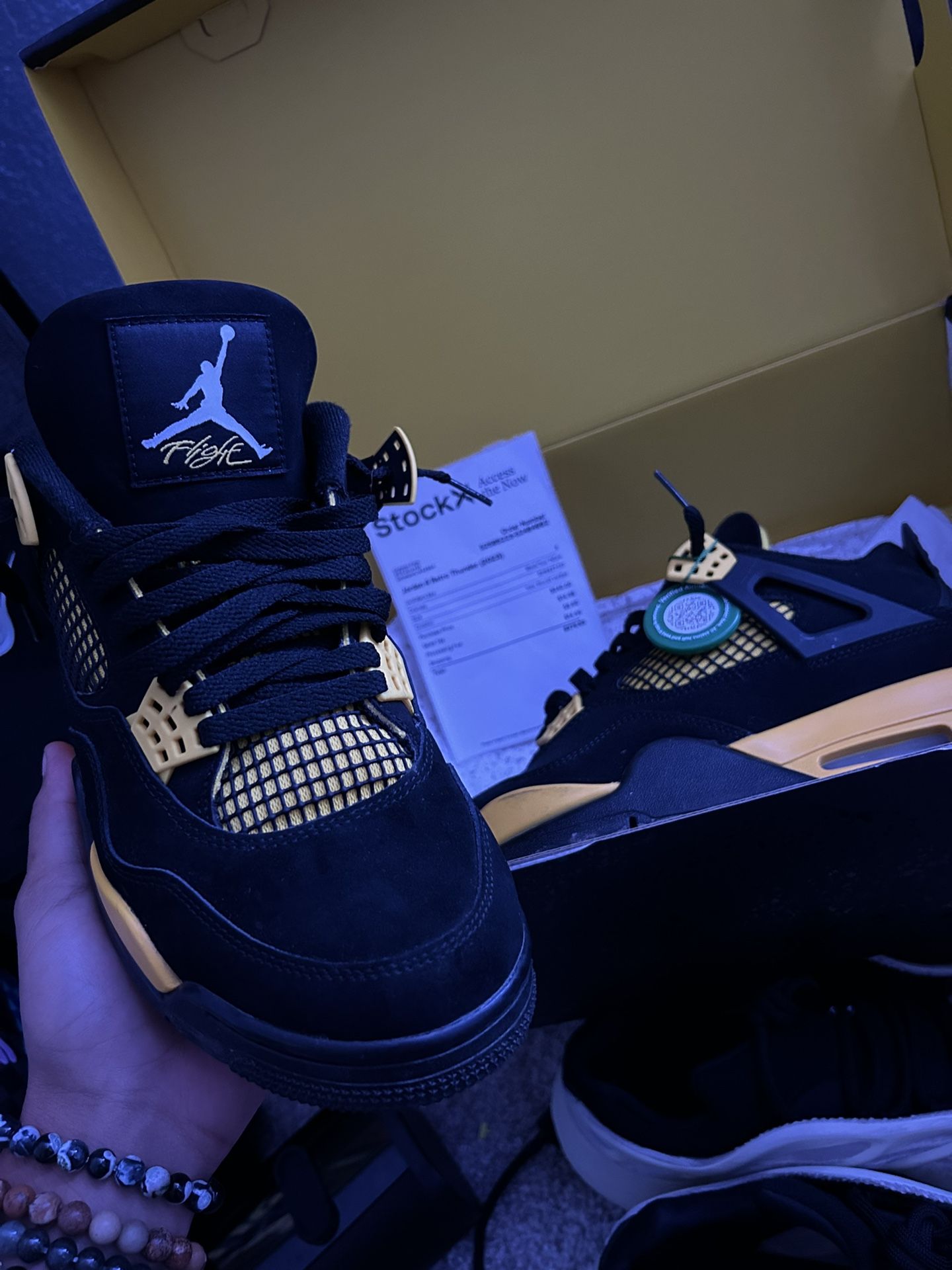 Jordan 4 Retro (THUNDERS)