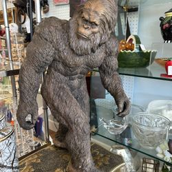28 inch Sasquatch Bigfoot statue