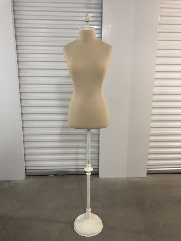 Pottery Barn Girls Mannequin for Sale in Alamo Heights, TX OfferUp