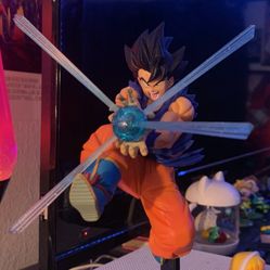 Dragon Ball Z GX Son Goku Kamehameha Figure 