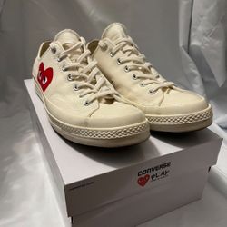 CDG Converse Size 13