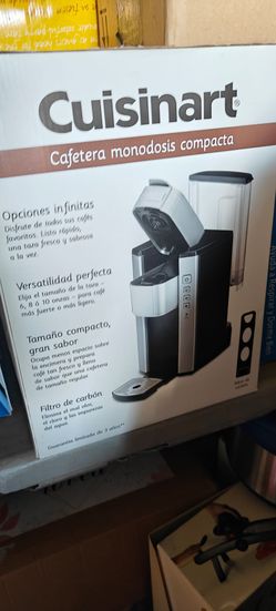 NEW....Cuisinart Compact Single-Serve Coffeemaker
