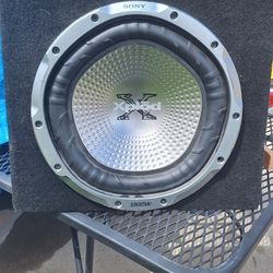 Sony 1300 Watt Sub 13inch