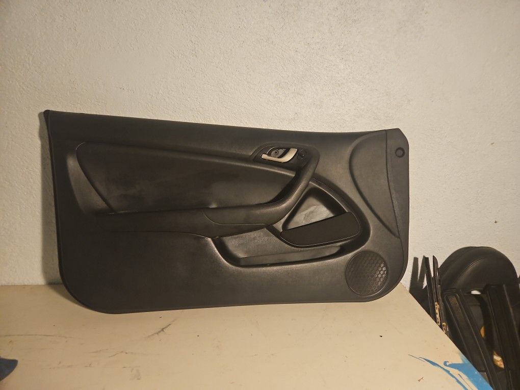 2003 Acura RSX left door plastic
