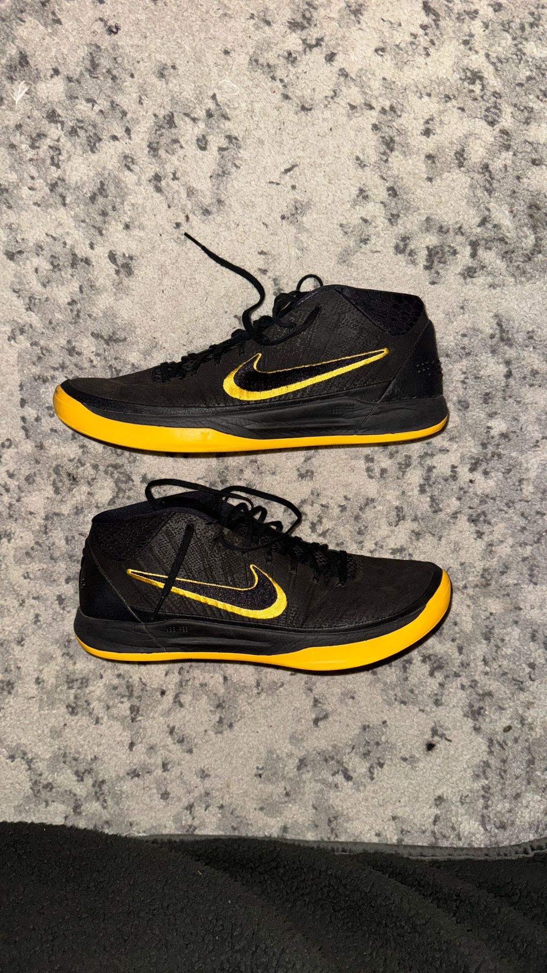 NIKE KOBE AD A.D. BM MID "LAKERS BLACK MAMBA"