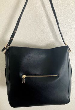 Malibu Skye crossbody/shoulder bag 🖤