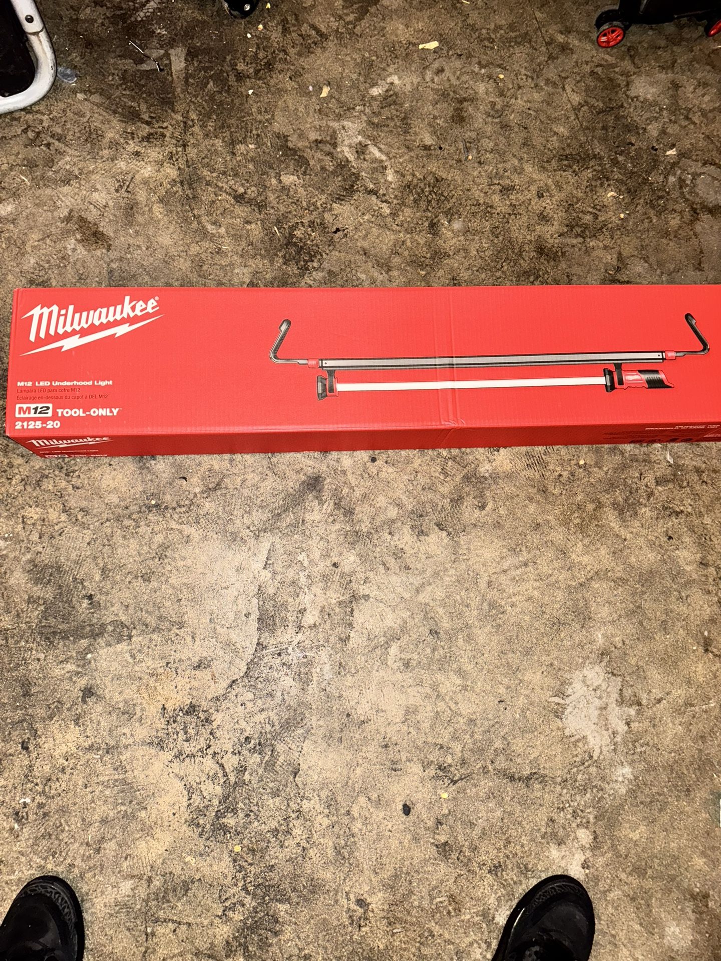 M12 12-Volt Lithium-Ion Cordless LED Underhood Light (Tool-Only)