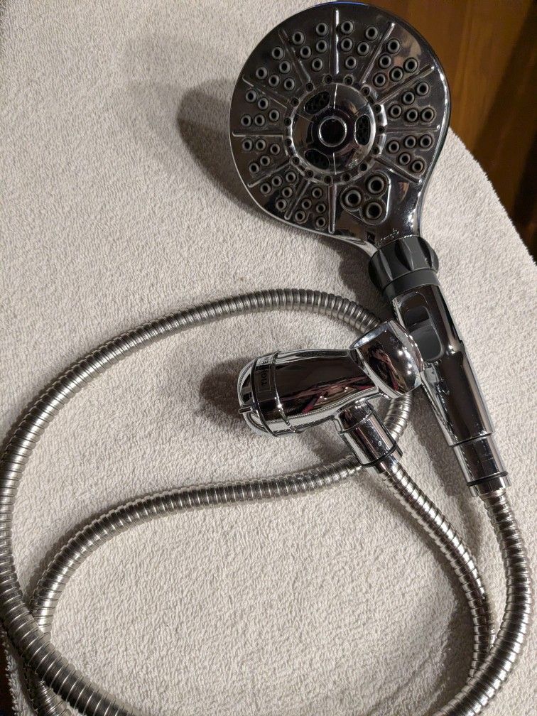 Handheld Shower Head , 2,0 GPM, by "Waterpik"