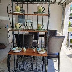 Wine Rack (Wrought Iron)With Dish Set