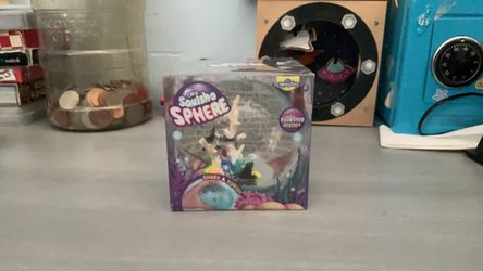 ORB Squisho Sphere Shake & Squish Toy New. Give me an offer.