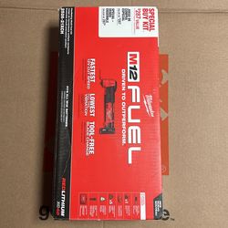 New!!! Never Opened!!! Milwaukee M 12 FUEL Oscillating Multi-Tool Kit with 4.0 Ah Battery, Charger,  and Tool Bag 