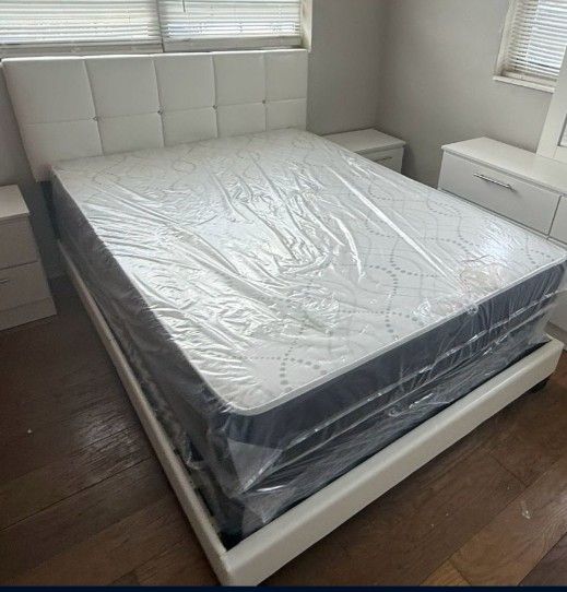 QUEEN SIZE Diamond Bed Frame Platform With Mattress And Box Springs Set New Queen BED Set