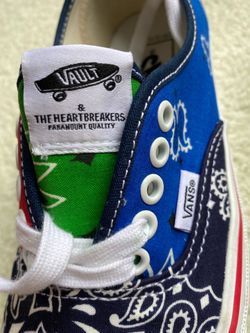 Like New VANS WOMENS 8 SNEAKERS