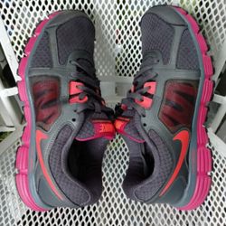 Nike Dual Fusion