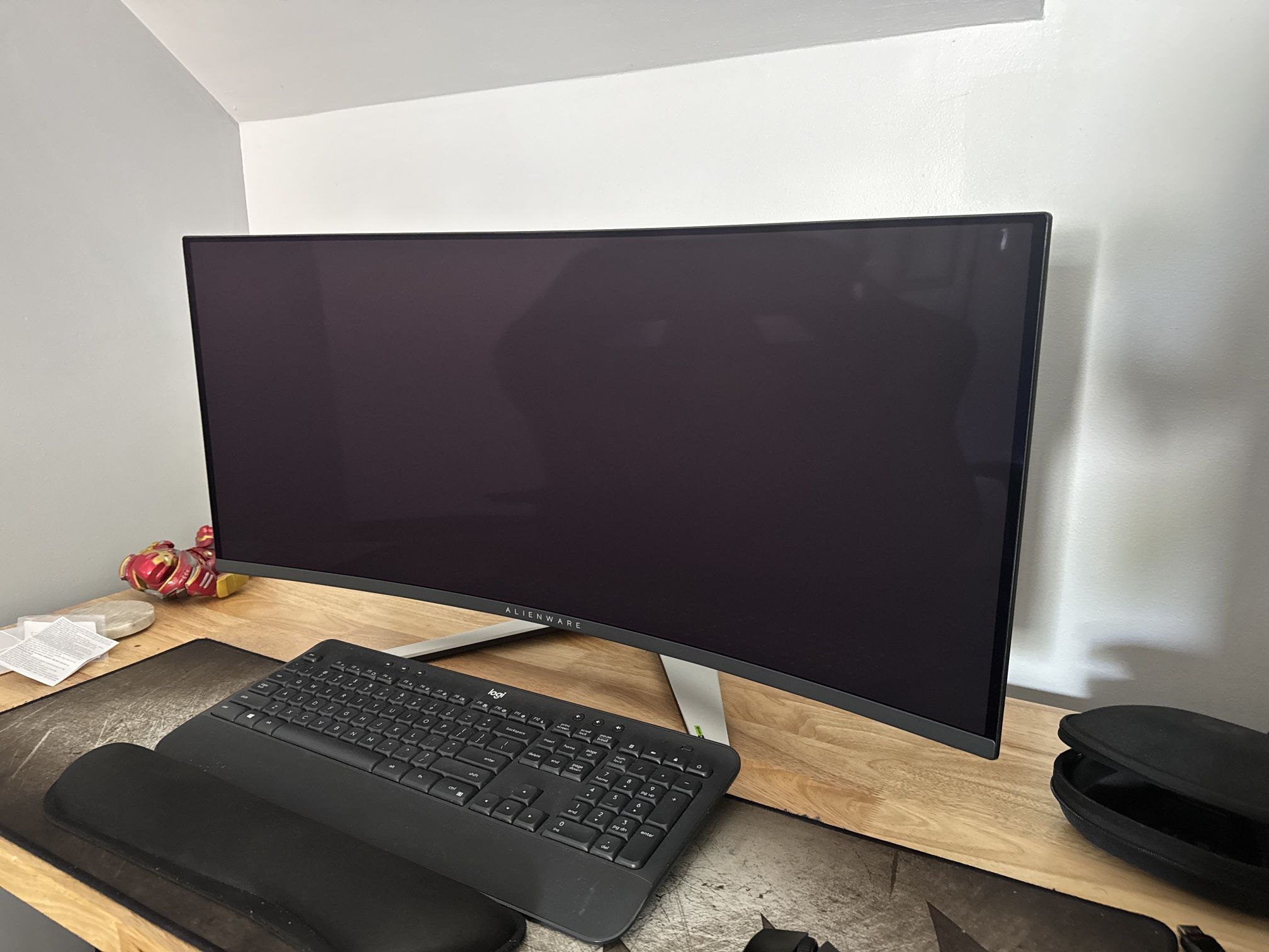 Alienware AW3423DW 34" 2K WQHD (3440 x 1440) 175Hz Curved Screen Gaming Monitor