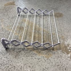 Drying Rack - Expandable Wall Mount