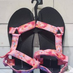 Women's Sandals $5 each (two available in size 9 and two available in size 10)
