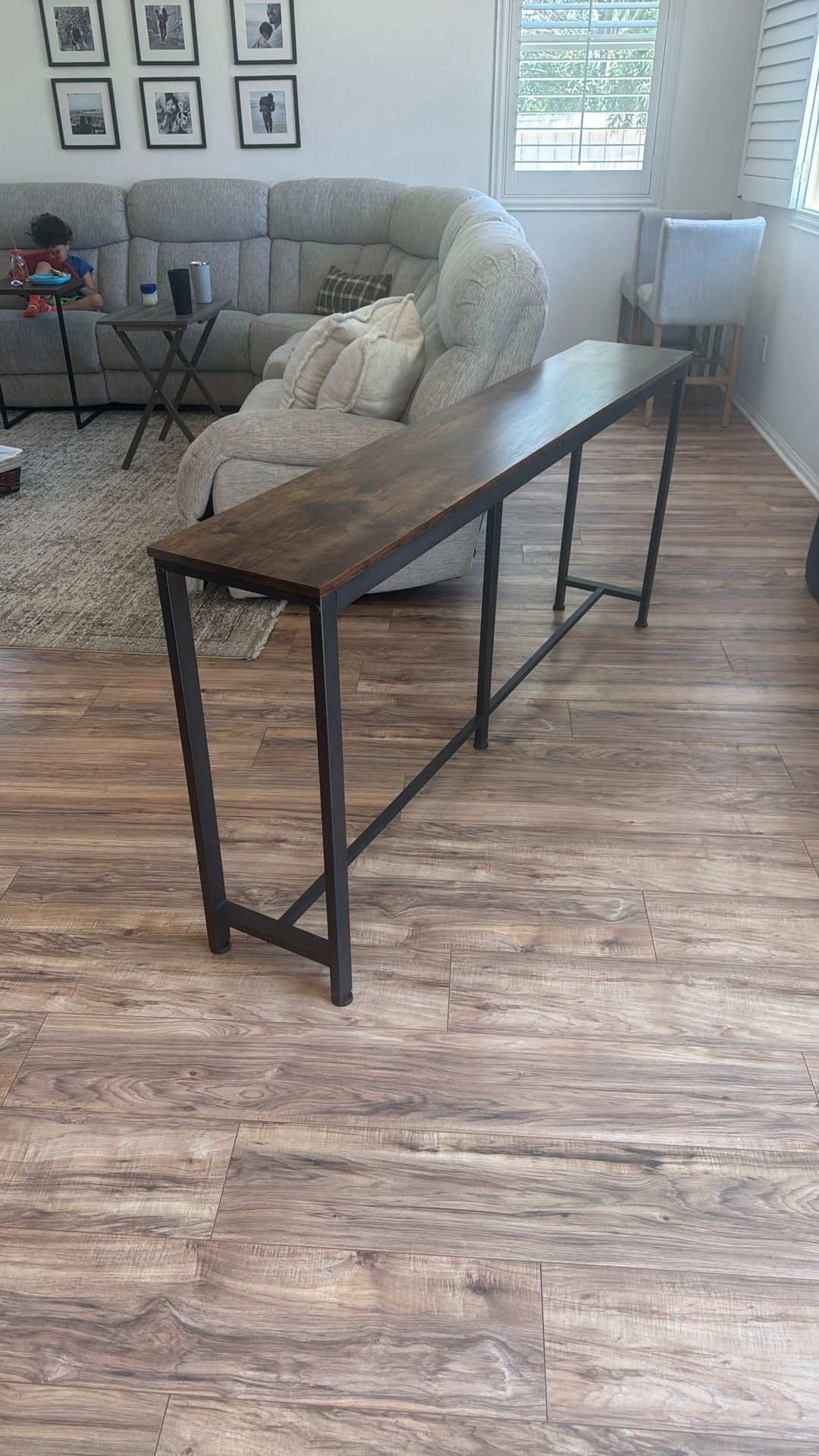 Narrow Table 