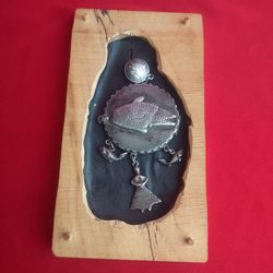 Vintage silver Guatemala pendant box with 1/2 real coin and wood case