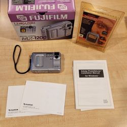 Fujifilm MX-1200 Digital Camera 