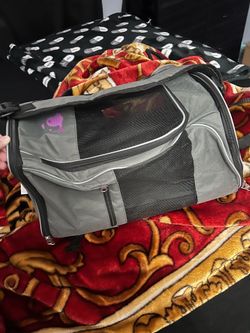 Cat carrier