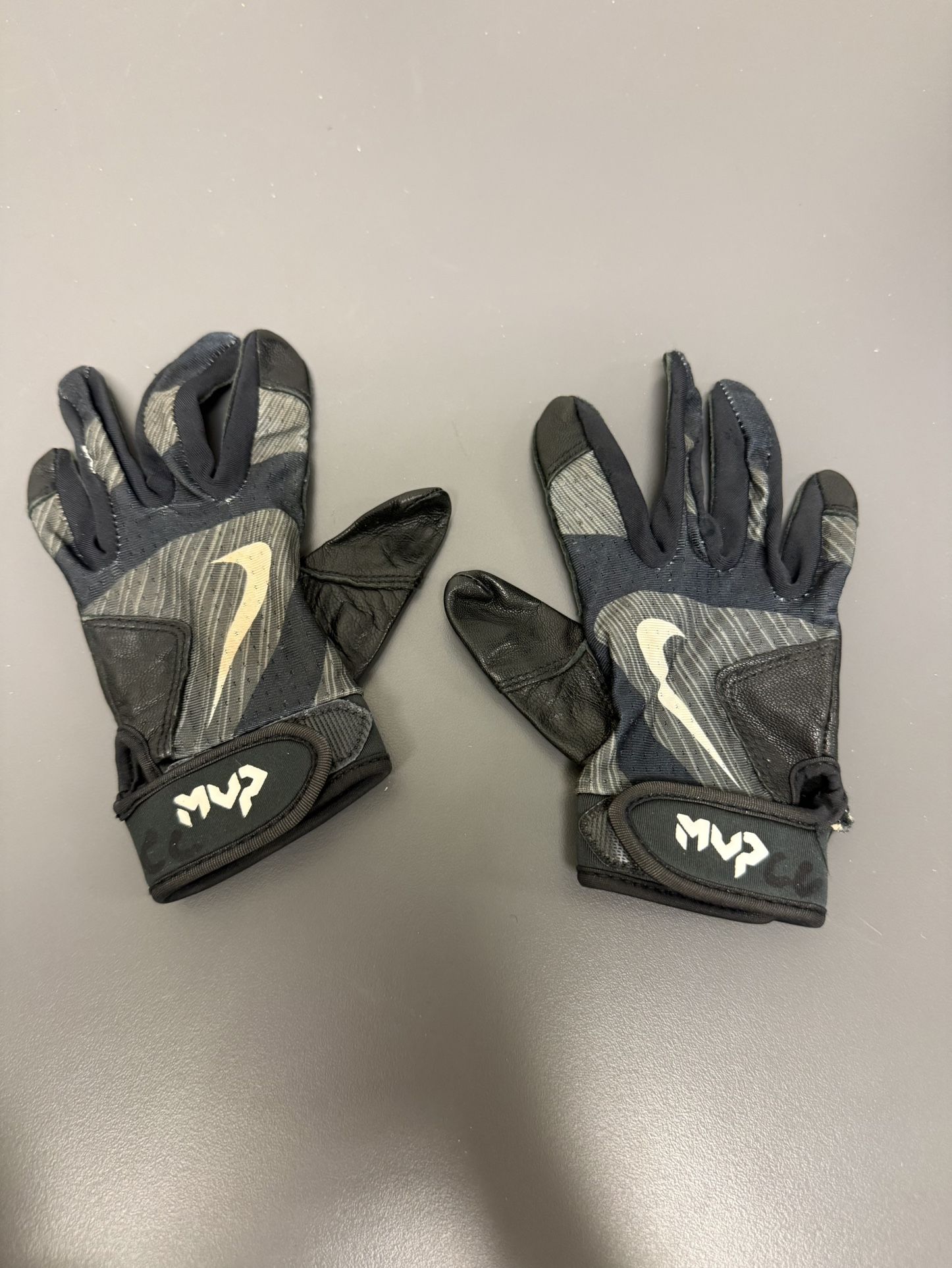 Kids Nike Baseball/T-Ball Batting Gloves