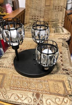 Ceiling light fixture