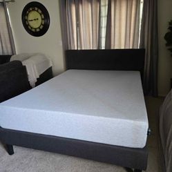 Queen Bed 